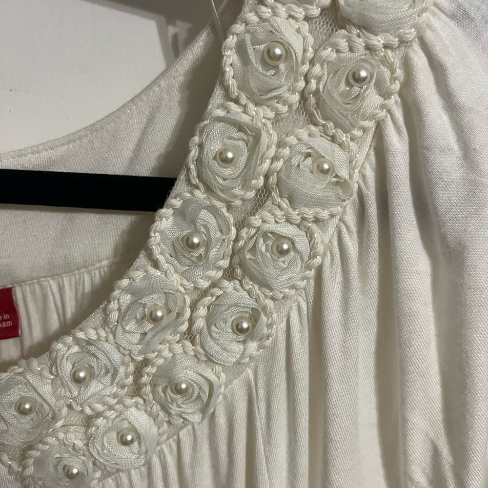 🖤 1X Elle Women's Cream Embroidered Top NWT - Picture 4 of 9